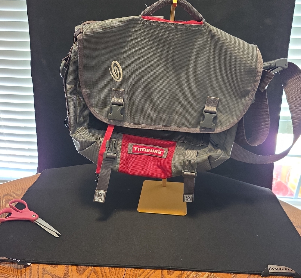 Timbuk2 Gray and Red Messenger Bag with Padded Strap